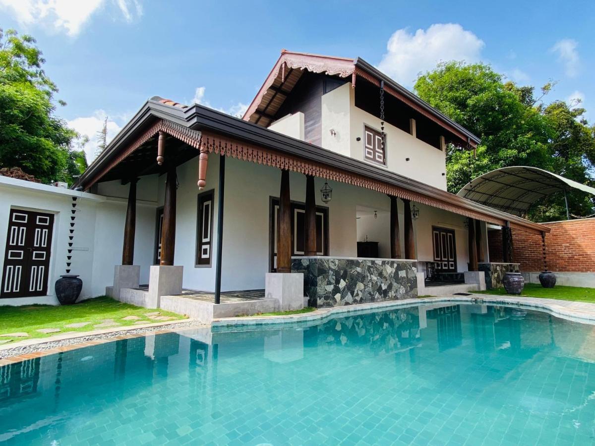 Thaprobana Villa Tangalle - Private Villa Екстериор снимка