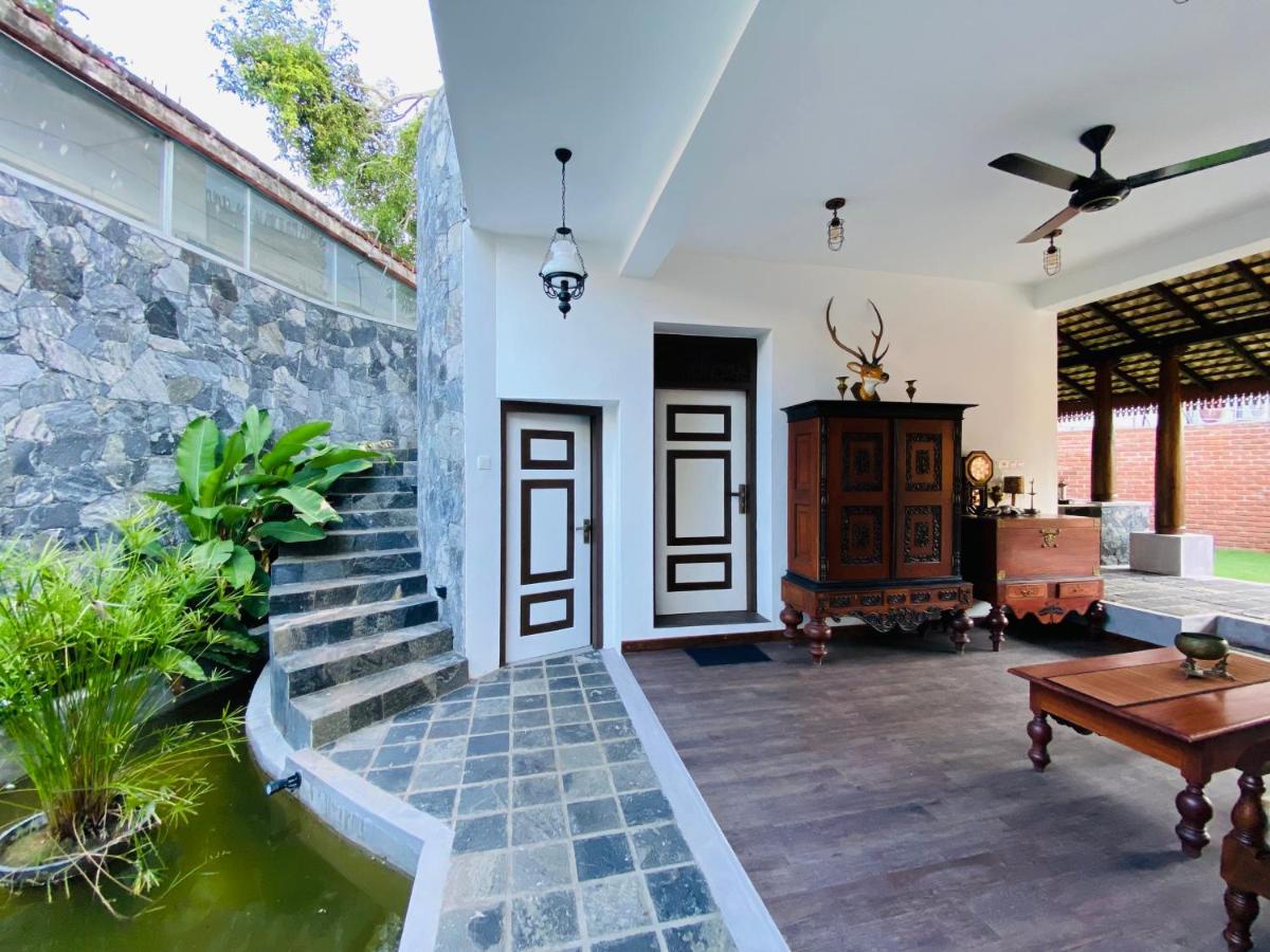 Thaprobana Villa Tangalle - Private Villa Екстериор снимка