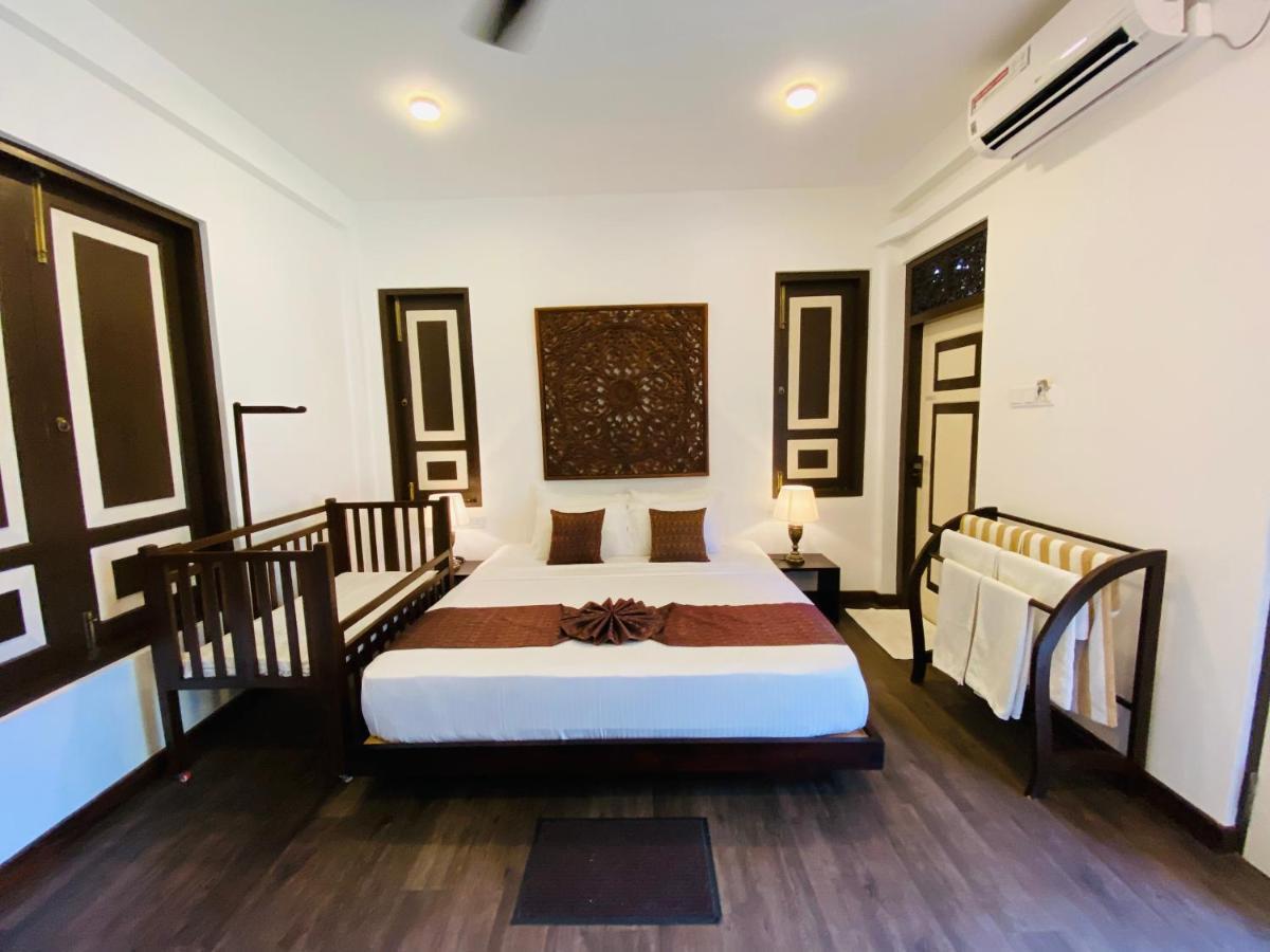 Thaprobana Villa Tangalle - Private Villa Екстериор снимка