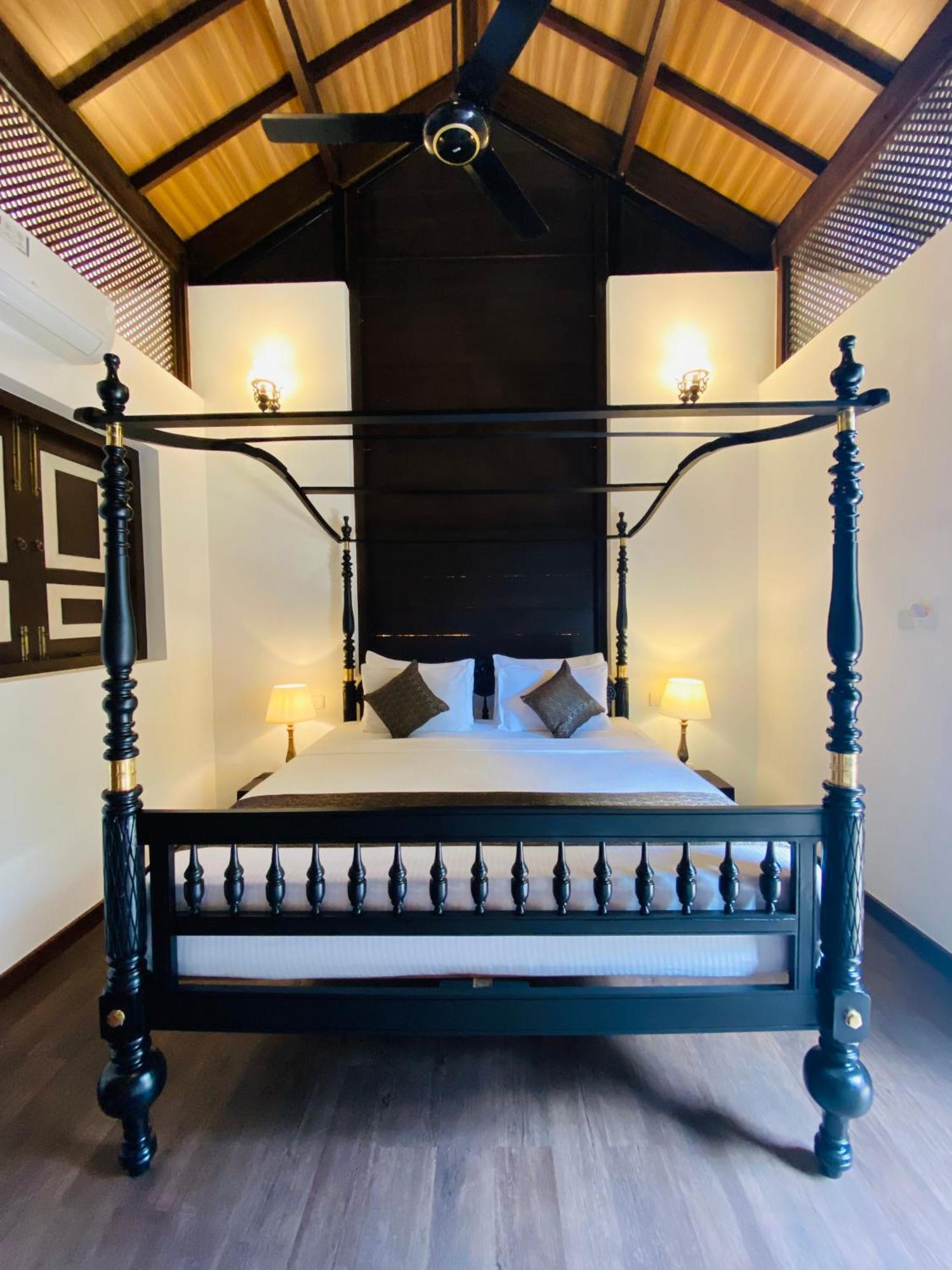 Thaprobana Villa Tangalle - Private Villa Стая снимка