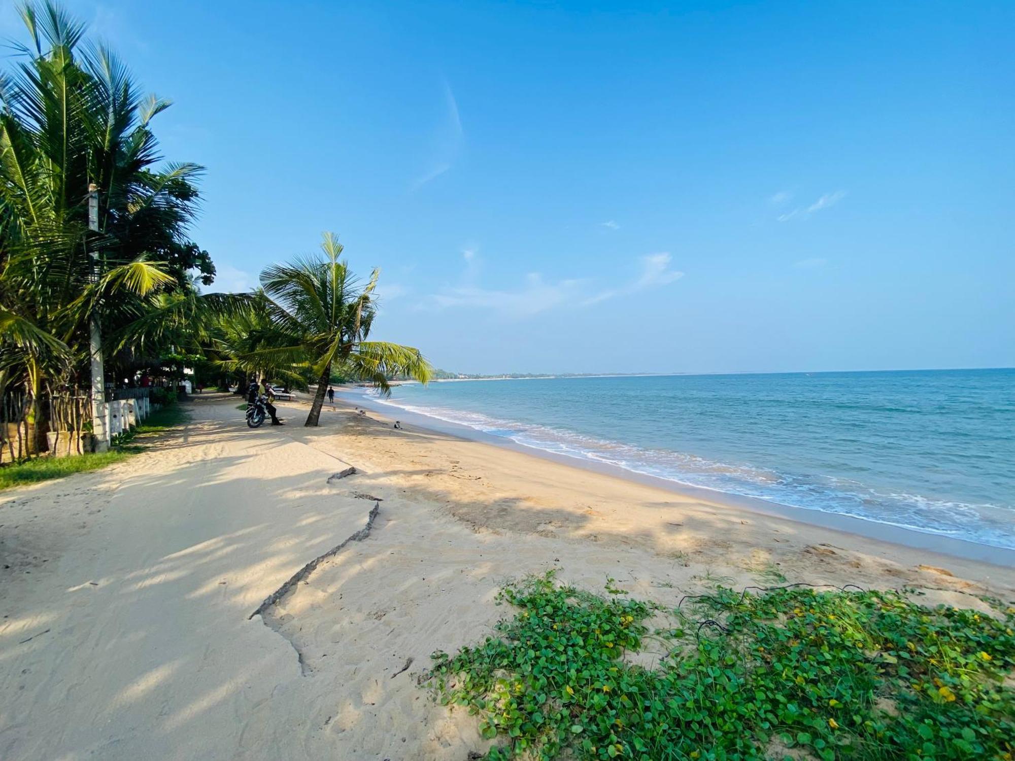 Thaprobana Villa Tangalle - Private Villa Екстериор снимка