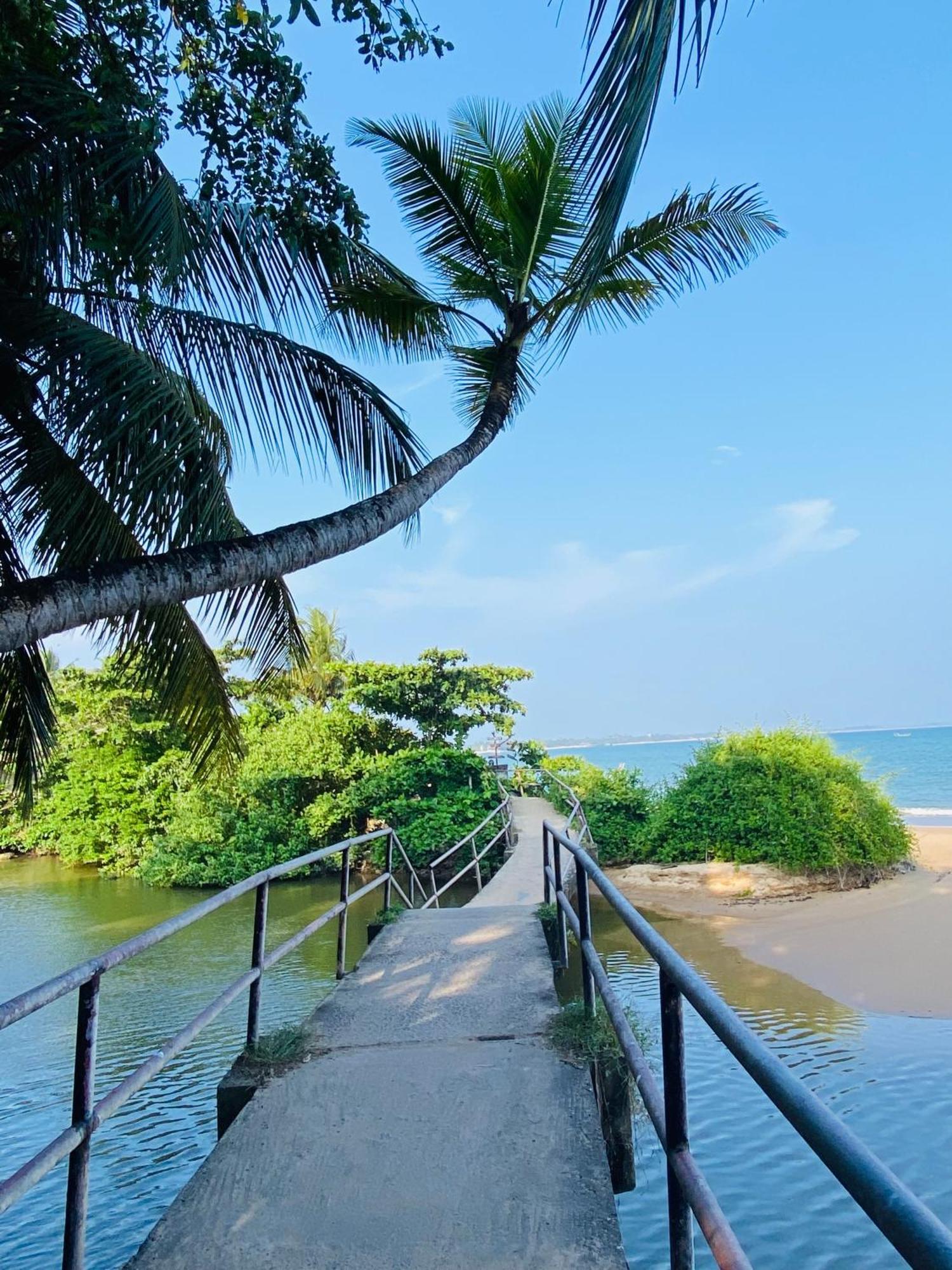 Thaprobana Villa Tangalle - Private Villa Екстериор снимка