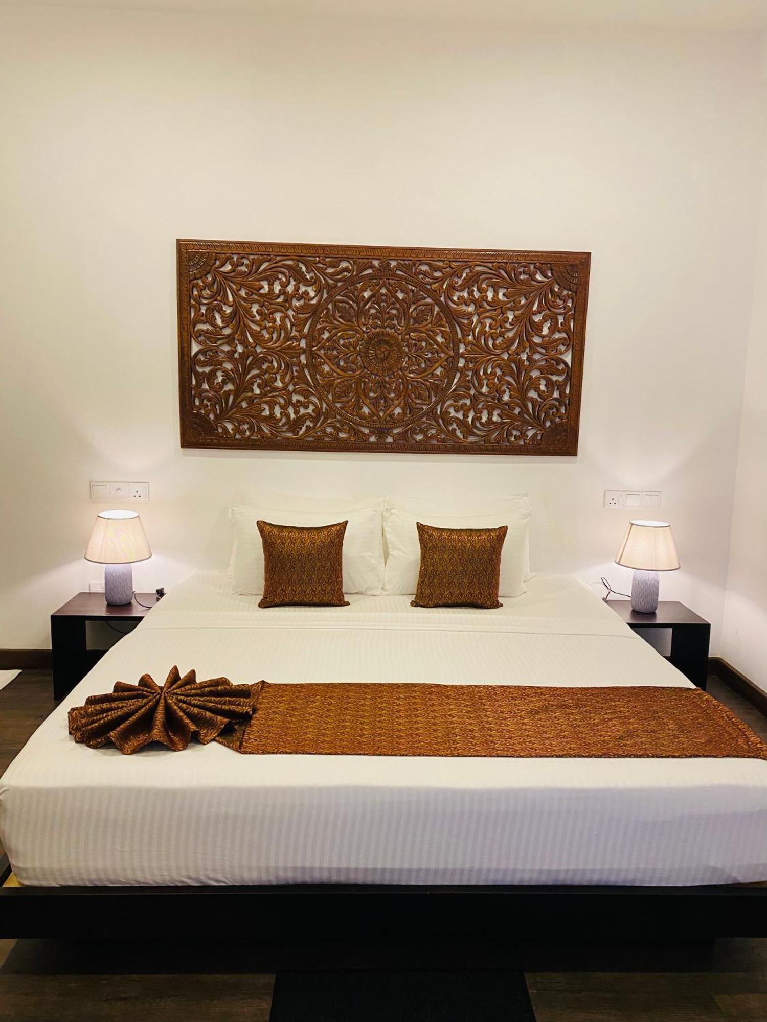 Thaprobana Villa Tangalle - Private Villa Екстериор снимка